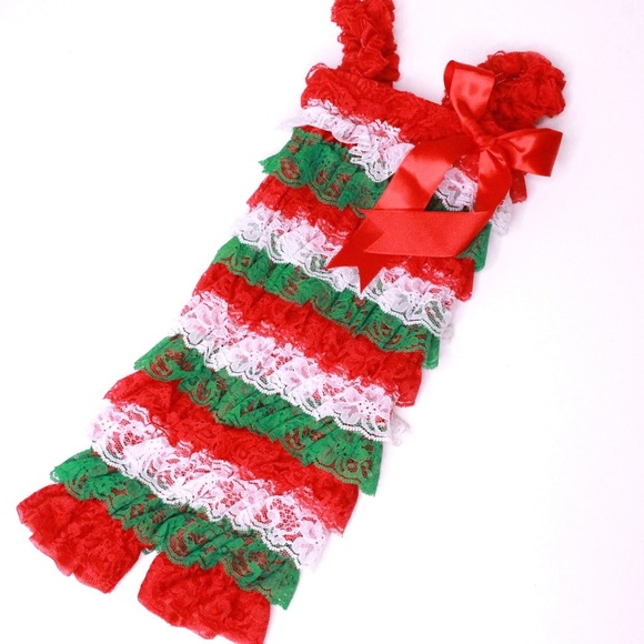 Lace Ruffle Holiday Romoer - Picture 4 of 6
